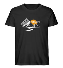 Lade das Bild in den Galerie-Viewer, Du kannst nicht verstehen, warum dich beim Wandern alles als langsam bezeichnen? Dabei geht es dir doch darum, die Natur zu bewundern! Mit diesem Shirt sind die Diskussionen endgültig vorüber!